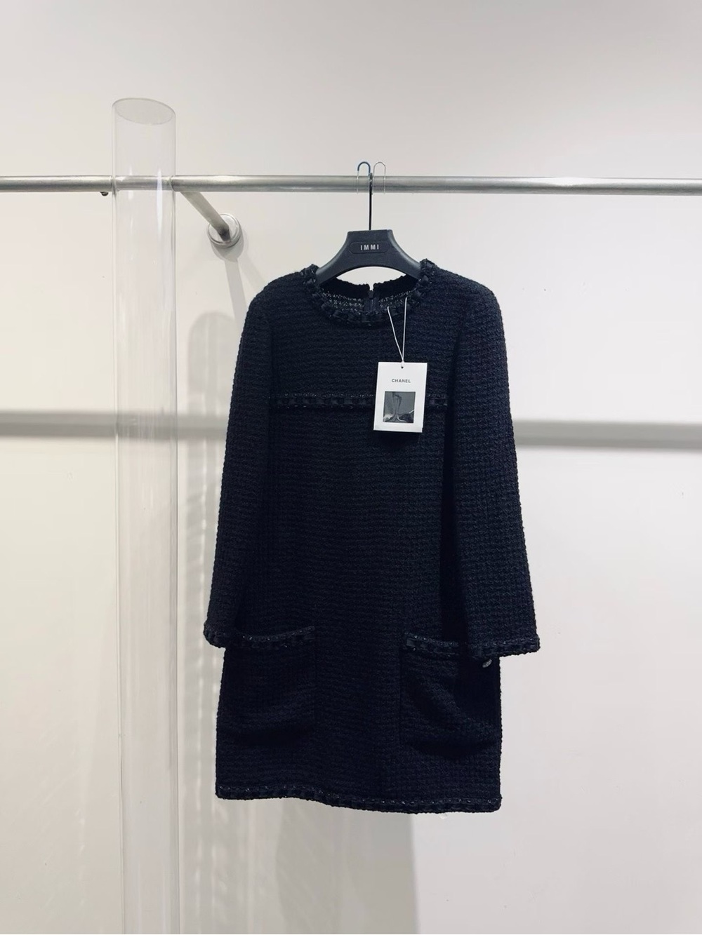 🚩steal CHANEL Black Bouclé Long Sleeve Shift Dress